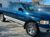 Usado Dodge Ram 345 HP (253 kW) 2005 Azul Pickup