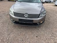 Gebraucht VW Passat Basis 140 PS (102 kW) 2011 Limousine