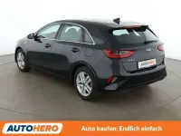 Gebraucht Kia Ceed Vision 140 PS (102 kW) 2019 Black pearl Kleinwagen