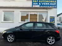 Gebraucht Mercedes B180 122 PS (89 kW) 2013 Schwarz Kleinwagen