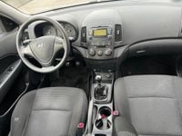 Gebraucht Hyundai i30 Edition 109 PS (80 kW) 2009 Weiß Limousine