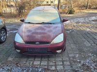 Gebraucht Ford Focus 116 PS (85 kW) 2004 Rot Limousine