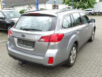 gebraucht Subaru Outback 2.5i Active / Benzin / Schaltgetriebe