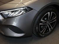 Neu Mercedes A200 Progressive 163 PS (119 kW) 2025 Metalliclack mountaingrau Limousine