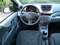 Gebraucht Suzuki Alto 68 PS (50 kW) 2009 Weiß Kleinwagen