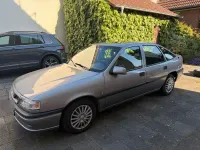 Gebraucht Opel Vectra Selection 71 PS (52 kW) 1995 Silber Limousine