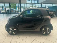 Gebraucht Smart ForTwo Coupé 60 kW (82 PS) 2024 Schwarz Coupé