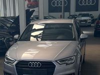 Gebraucht Audi A3 S-Line 131 PS (96 kW) 2020 Silber Limousine