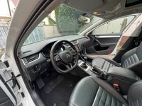 Gebraucht Skoda Octavia Style 150 PS (110 kW) 2015 Weiß Kleinwagen
