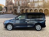 Neu Ford Tourneo Titanium 150 PS (110 kW) 2025 Cyclone midnight blue Van / Kleinbus