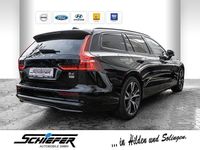 Gebraucht Volvo V60 Plus 197 PS (144 kW) 2023 Schwarz Kombi