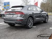 Gebraucht Audi Q8 S-Line 286 PS (210 kW) 2022 Daytonagrau SUV