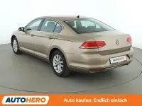 Gebraucht VW Passat Comfortline 125 PS (91 kW) 2015 Gold Limousine