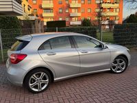 Gebraucht Mercedes A180 122 PS (89 kW) 2013 Silber Limousine