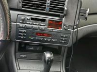 Gebraucht BMW 316 115 PS (84 kW) 2002 Rot Kleinwagen