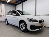 Używany BMW 218 Advantage 140 KM (102 kW) 2019 Biały Minivan