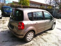 Gebraucht Renault Modus Dynamique 79 PS (58 kW) 2009 Grau Van / Kleinbus