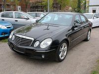 Second-hand Mercedes E200 163 CP (119 kW) 2008 Negru Berlinǎ