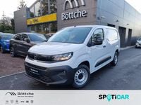 Neu Opel Combo 131 PS (96 kW) 2025 Weiß Kombi