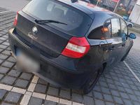 Używany BMW 118 122 KM (89 kW) 2005 Czarny Hatchback