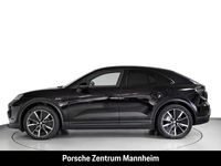 Neu Porsche Macan Chrono 300 kW (408 PS) 2025 Tiefschwarzmetallic SUV