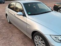 Gebraucht BMW 318 129 PS (94 kW) 2007 Grau Limousine