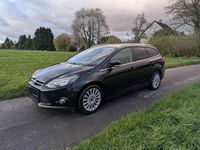 Gebraucht Ford Focus Titanium 125 PS (91 kW) 2012 Schwarz Kombi