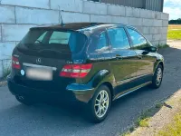 Gebraucht Mercedes B180 Elegance 109 PS (80 kW) 2008 Schwarz Van / Kleinbus