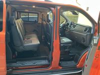 Gebraucht Ford Transit Custom 170 PS (125 kW) 2023 Orange Van / Kleinbus