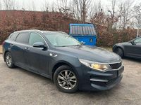 Gebraucht Kia Optima 141 PS (103 kW) 2018 Blau Kombi