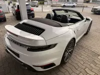 Gebraucht Porsche 992 581 PS (427 kW) 2021 Carraweißmetallic Cabrio