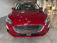 Gebraucht Ford Focus Titanium 150 PS (110 kW) 2018 Rot Limousine
