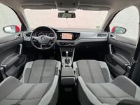 Gebraucht VW Polo Highline 95 PS (69 kW) 2018 Flashrot Kleinwagen
