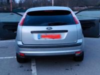 Gebraucht Ford Focus 100 PS (73 kW) 2005 Grau Coupé