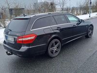 Gebraucht Mercedes E350 Avantgarde 265 PS (194 kW) 2011 Schwarz Kombi