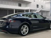 Second-hand Tesla Model S 314 kW (428 CP) 2015 Albastru Hatchback