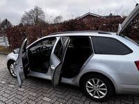 Gebraucht Skoda Octavia Active 110 PS (80 kW) 2016 Silber Kleinwagen