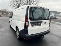 Gebraucht VW Caddy Maxi Basis 122 PS (89 kW) 2023 Weiß Van / Kleinbus