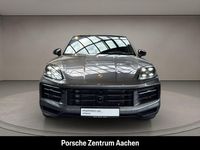 Gebraucht Porsche Cayenne 470 PS (345 kW) 2024 Grau SUV