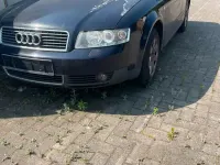 Gebraucht Audi A4 131 PS (96 kW) 2001 Blau Limousine