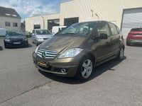 Gebraucht Mercedes A180 116 PS (85 kW) 2011 Gold Kleinwagen