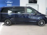 Gebraucht Mercedes V250 Avantgarde Edition 190 PS (139 kW) 2021 Blau Van / Kleinbus