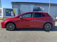 Gebraucht Toyota Corolla Club 152 PS (111 kW) 2019 Rot Limousine