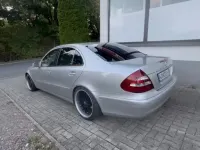 Gebraucht Mercedes E200 Classic 163 PS (119 kW) 2003 Silber Limousine