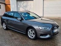 Gebraucht Audi A4 Advanced Plus 163 PS (119 kW) 2022 Grau Kombi