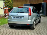 Gebraucht Ford Fiesta 69 PS (50 kW) 2004 Silber Kleinwagen