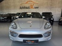 Gebraucht Porsche Cayenne 245 PS (180 kW) 2013 Klassiksilber SUV