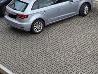 Gebraucht Audi A3 Ambiente 116 PS (85 kW) 2019 Silber Limousine