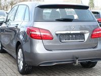 Gebraucht Mercedes B200 136 PS (100 kW) 2017 Grau Van / Kleinbus