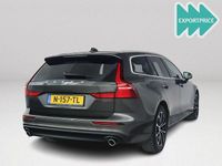 Gebraucht Volvo V60 Business Edition 177 PS (130 kW) 2022 Grau Kombi